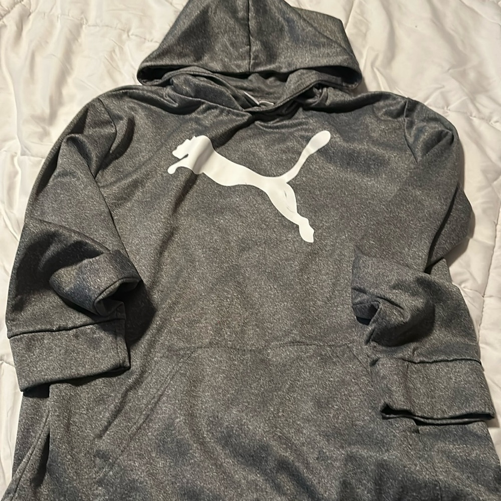 Puma Hoodie - Youth XL